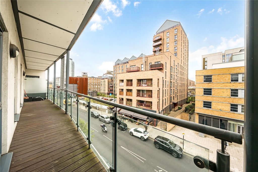 Property photo 3 of 7 Picture No. 15