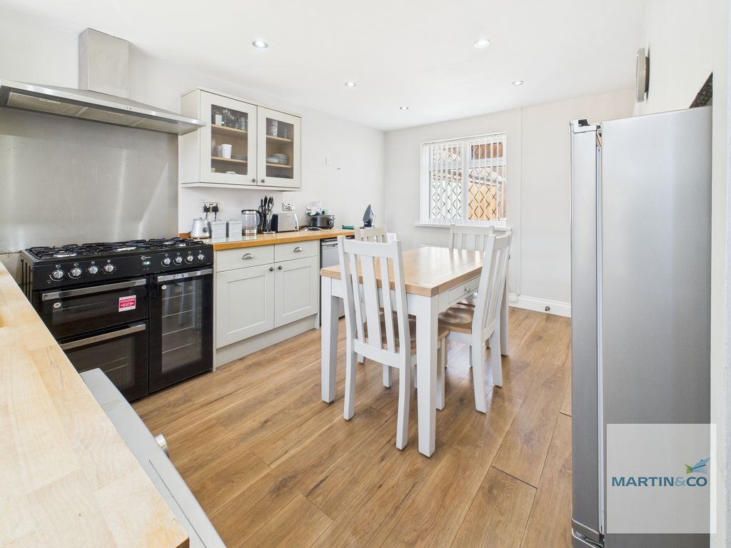 Property photo 3 of 16 12