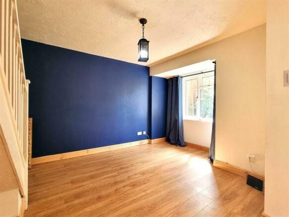 Property photo 2 of 5 Picture No. 05