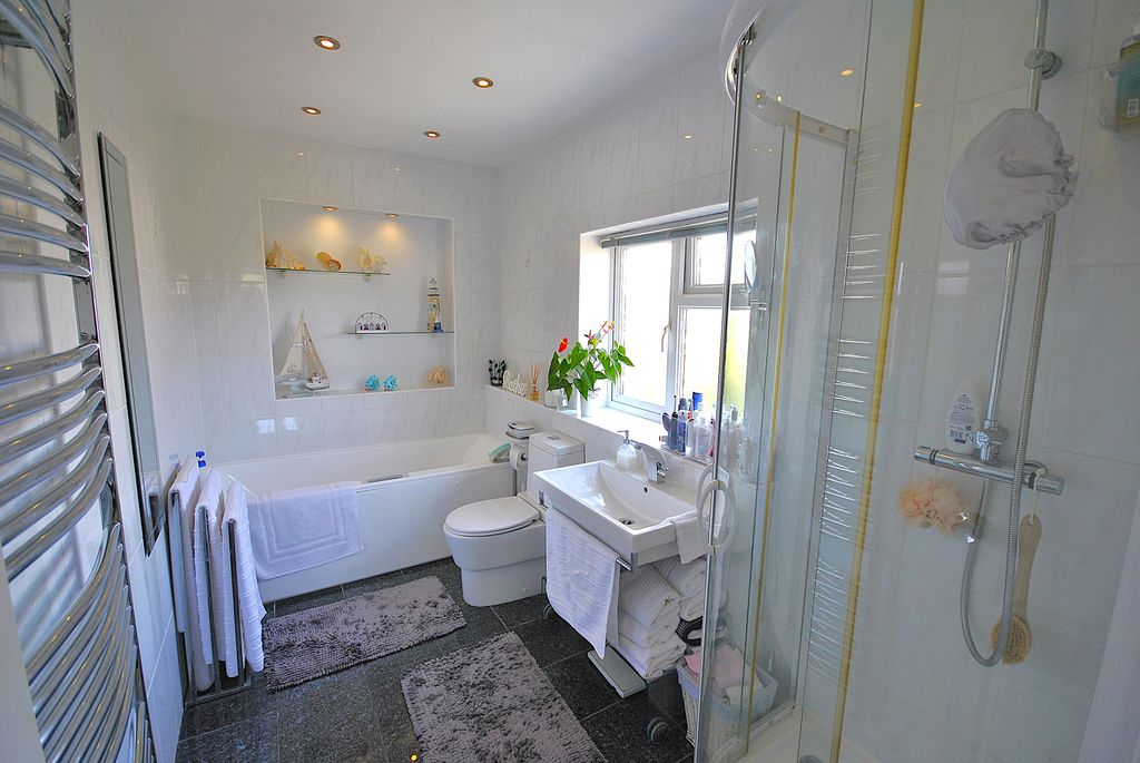 Additional image 25 of 5 bed detached house for saleBawtry Road, Doncaster DN4