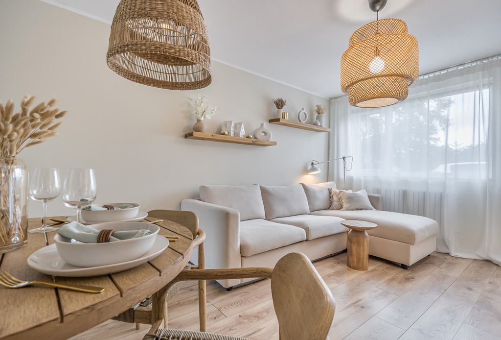 Property photo 3 of 18 1356473-29-68cc1E...
