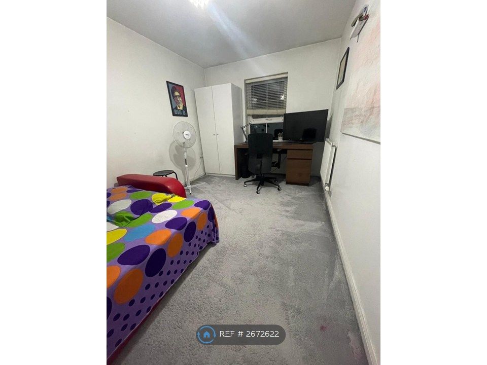 Property photo 3 of 5