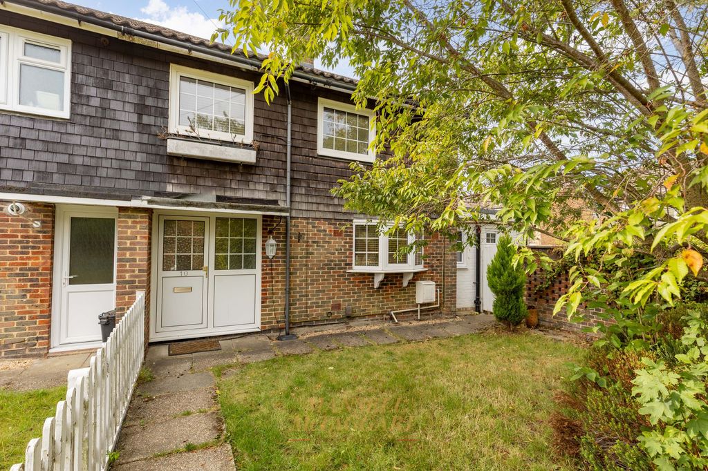 Property photo 1 of 25