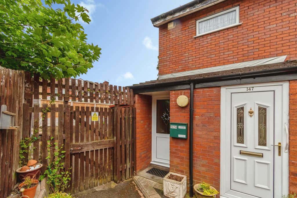 Property photo 2 of 13