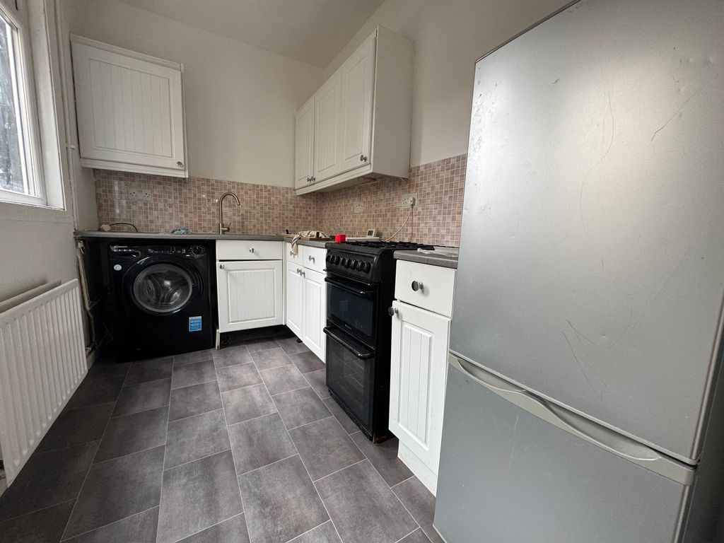 Property photo 1 of 6 Img_1608