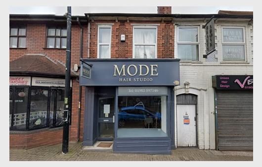 Property photo 1 of 3 High Street, Dy3 1Rw