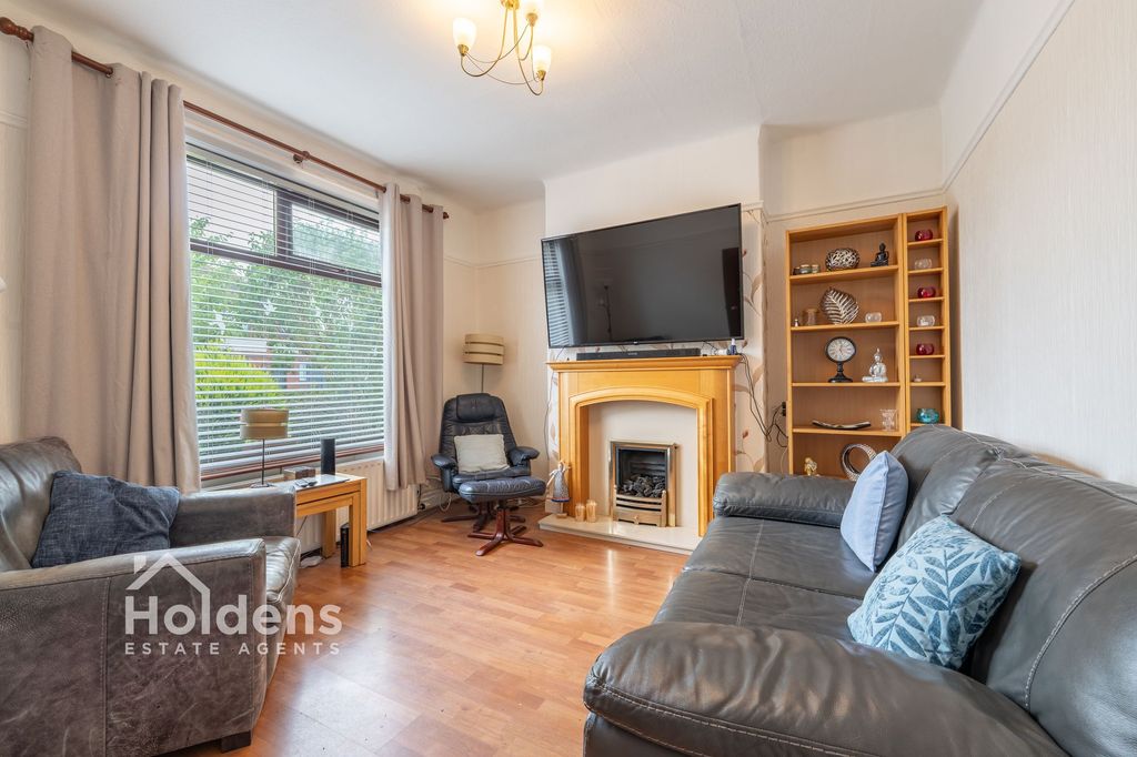 Property photo 2 of 24