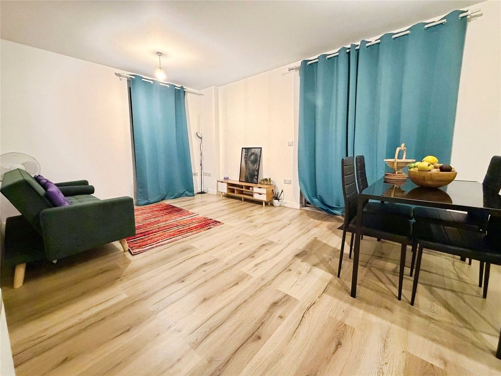 Property photo 2 of 9 Picture No. 02