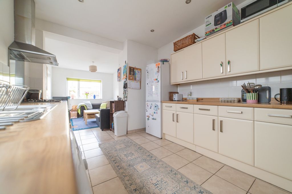 Property photo 3 of 13 Call 02920 454555 To Secure Your Viewing_2