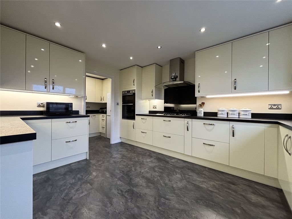 Property photo 2 of 19 Picture No. 07