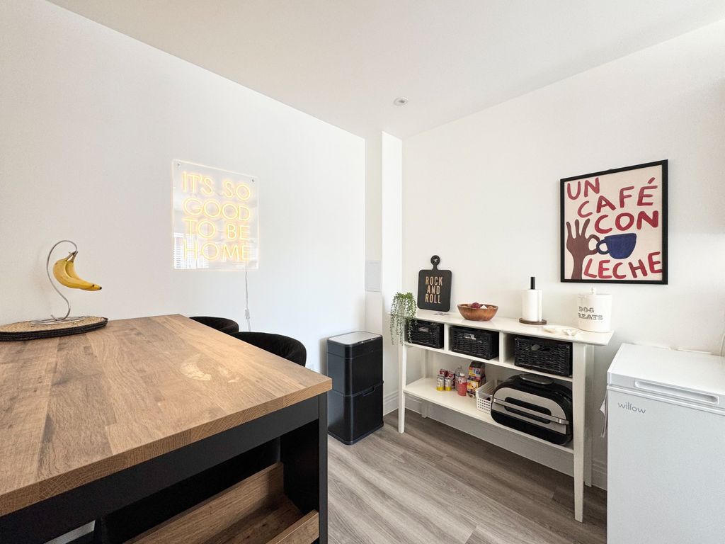 Property photo 3 of 25 Akeman Residential