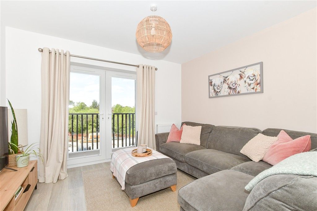 Additional image 4 of 2 bed flat for saleWoodside, Haywards Heath, West Sussex RH16
