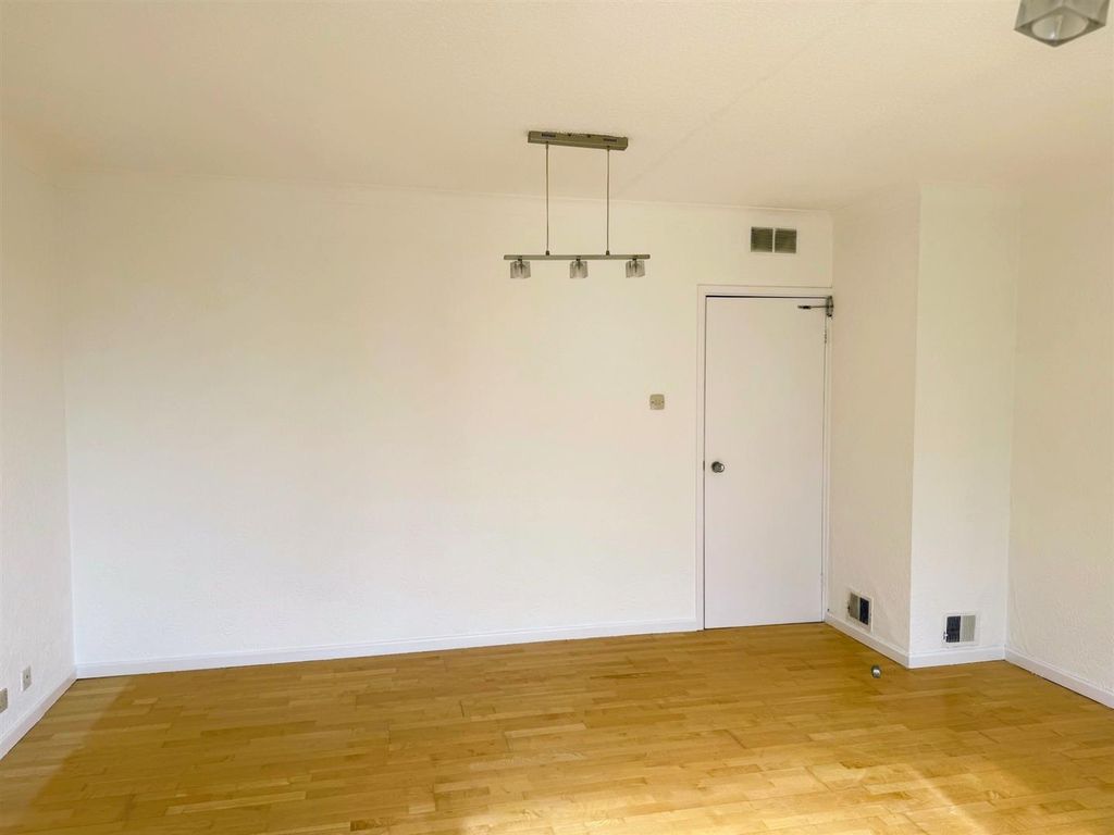 Property photo 3 of 14 Img_5669.Jpg