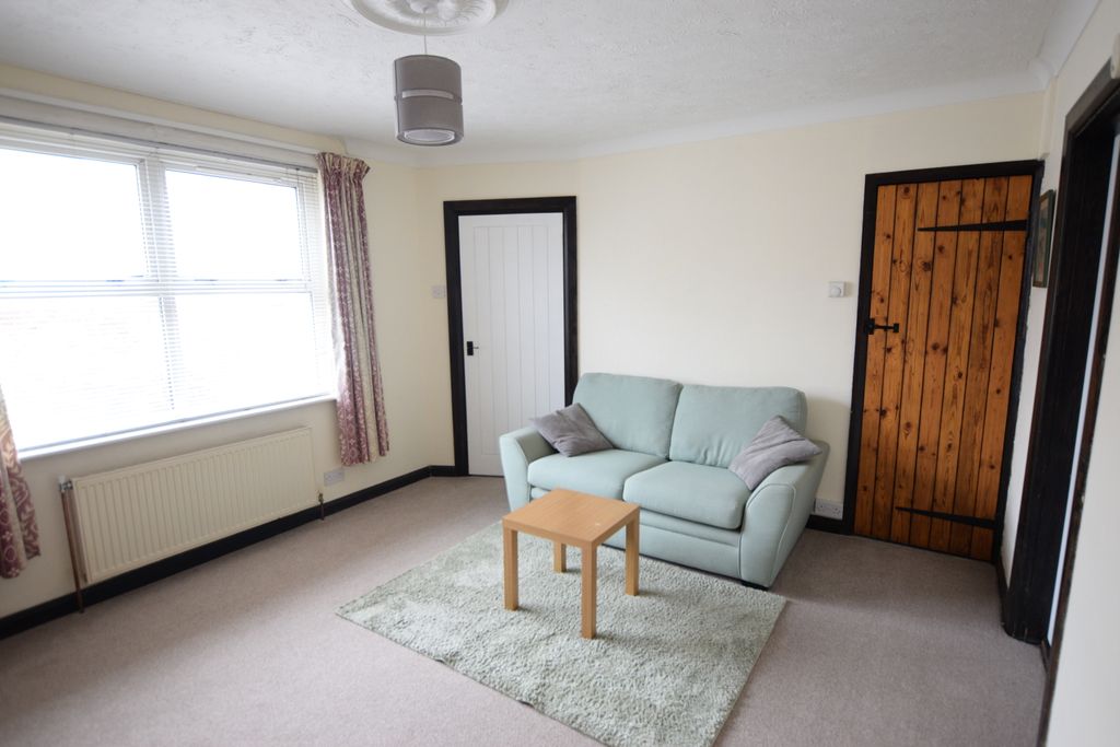 Property photo 2 of 24 Living Room