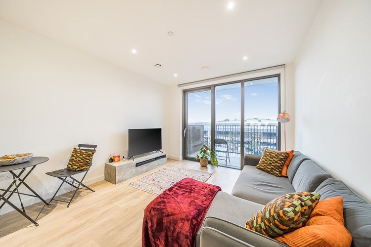 Property photo 3 of 18