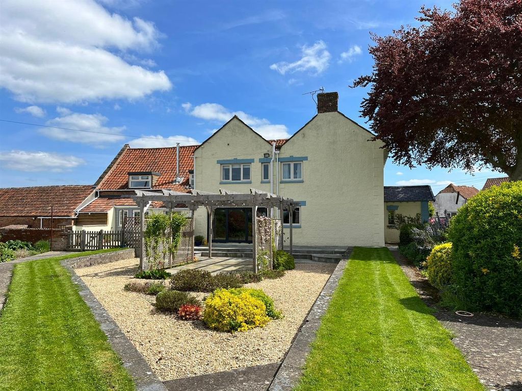 Property photo 2 of 33 Photo-2025-09-15-07-56-24 3.Jpg