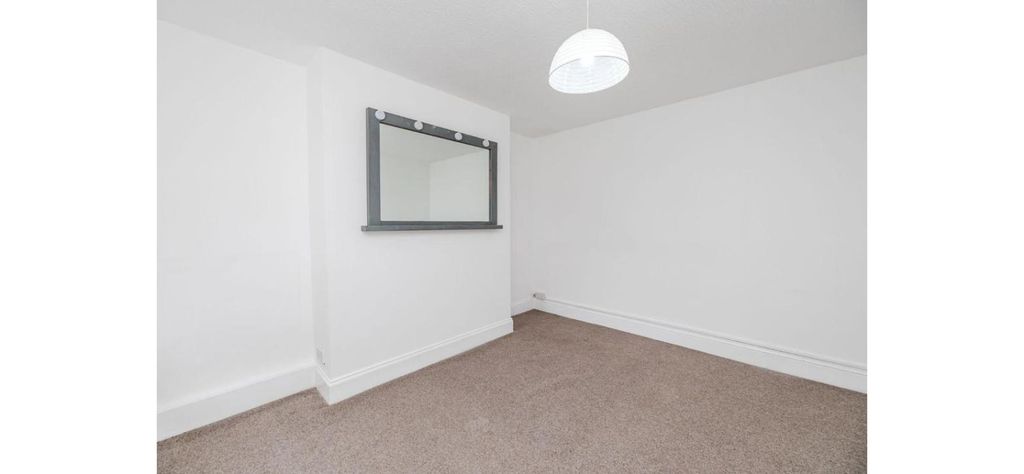 Property photo 3 of 15 Gallery