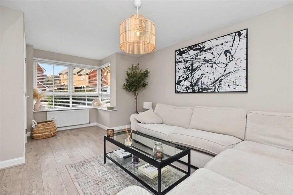 Property photo 3 of 21 Picture No. 16