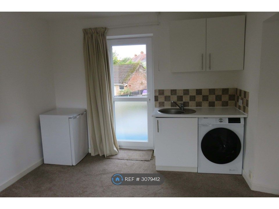 Property photo 1 of 3