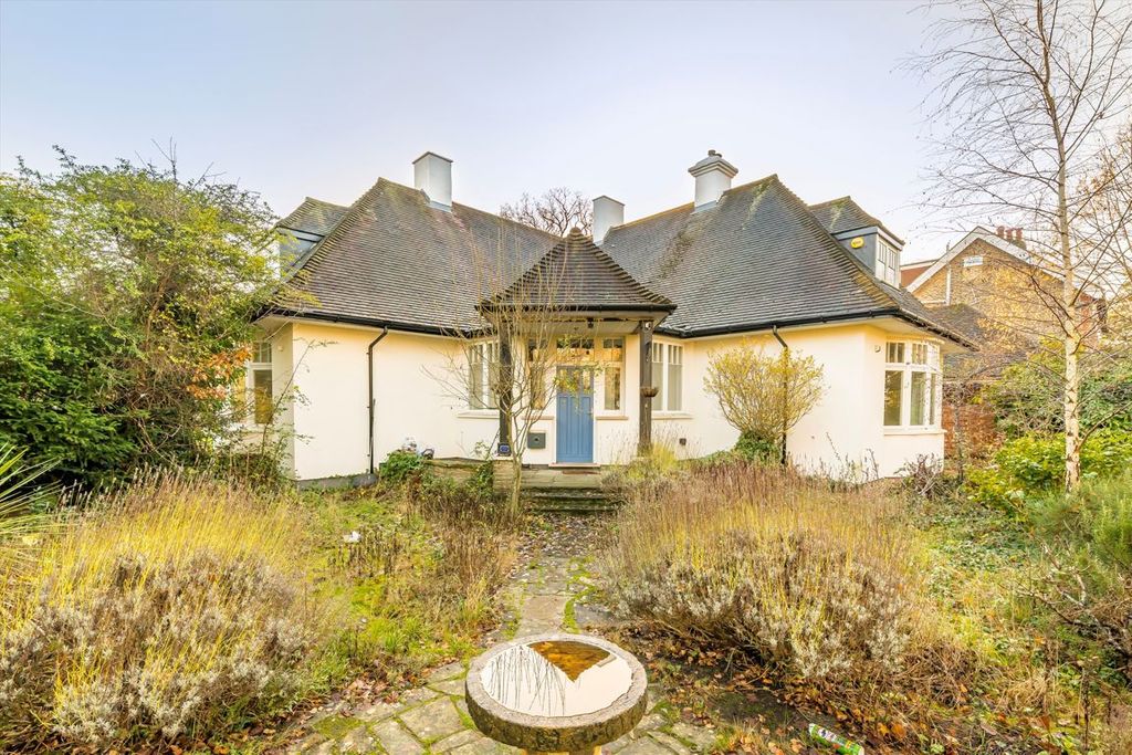 Property photo 1 of 9