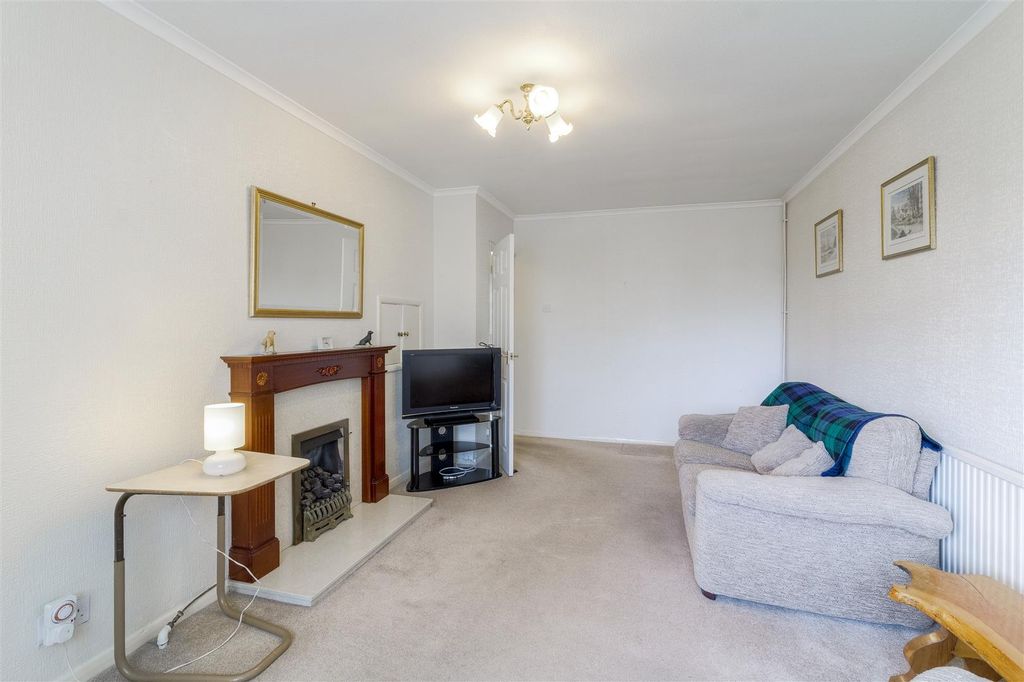 Property photo 3 of 13 Living Room