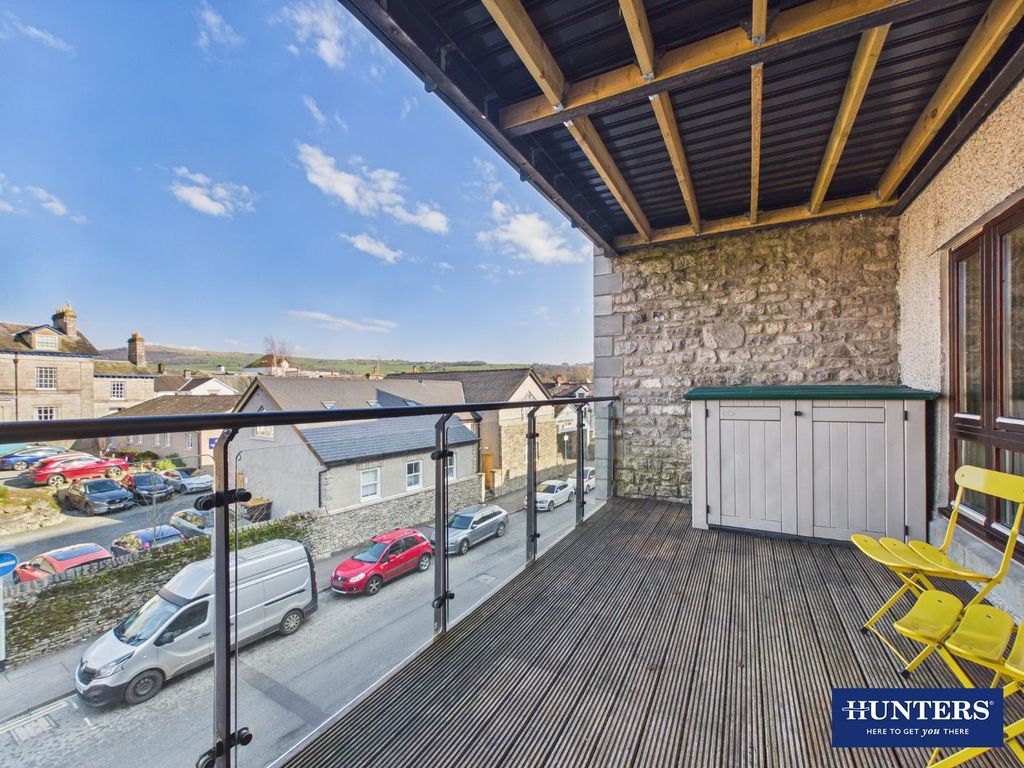 Property photo 2 of 23 Balcony