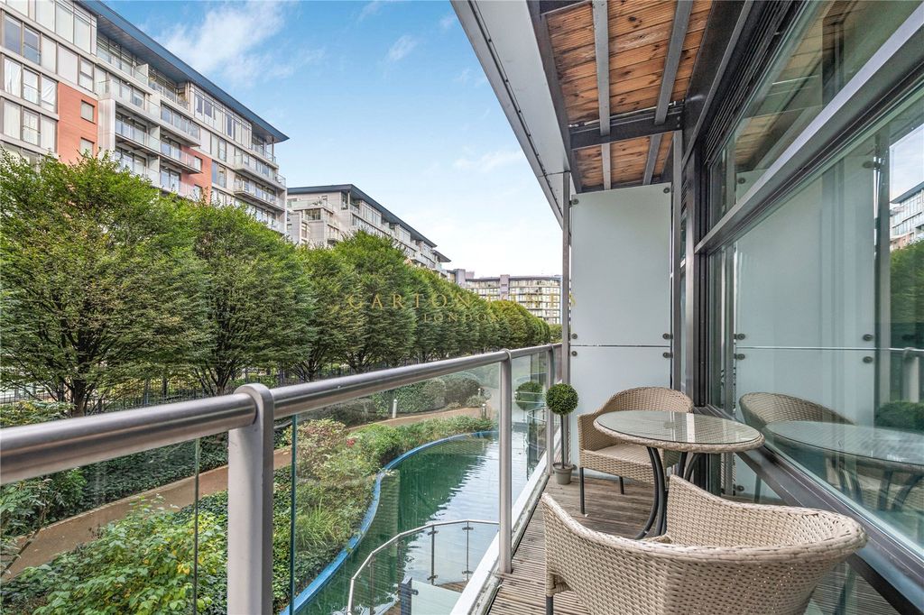 Property photo 2 of 22 Picture No. 11