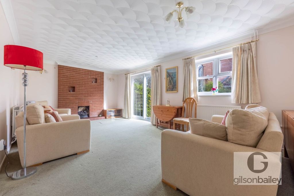 Property photo 3 of 14