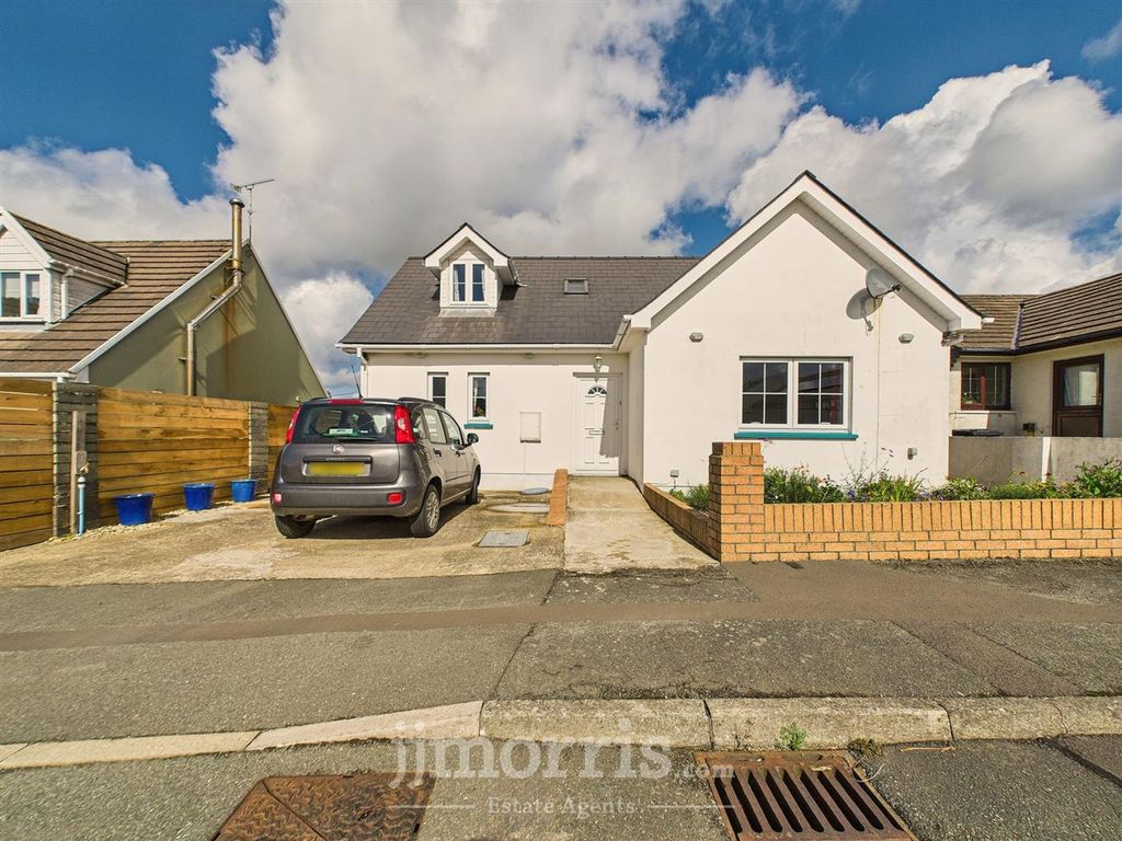 Property photo 2 of 29 Cam02122G0-Pr0374-Still002.Jpg