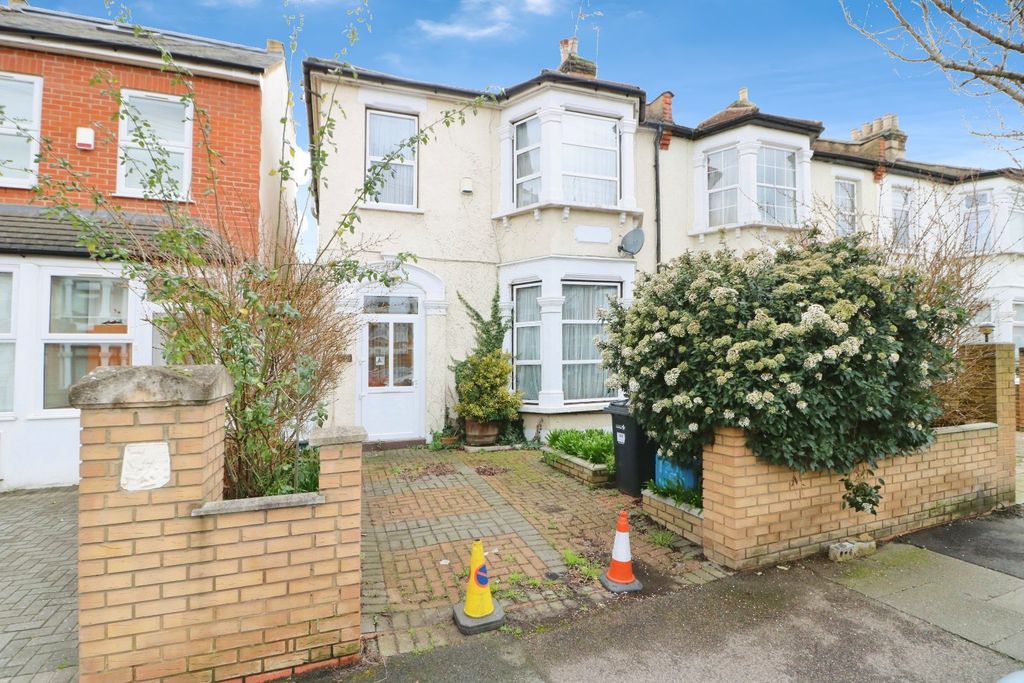 Property photo 2 of 5 Front