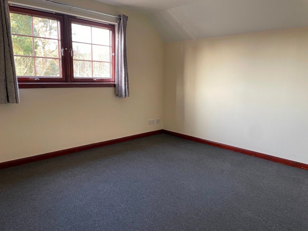 Property photo 3 of 11 Photo 3