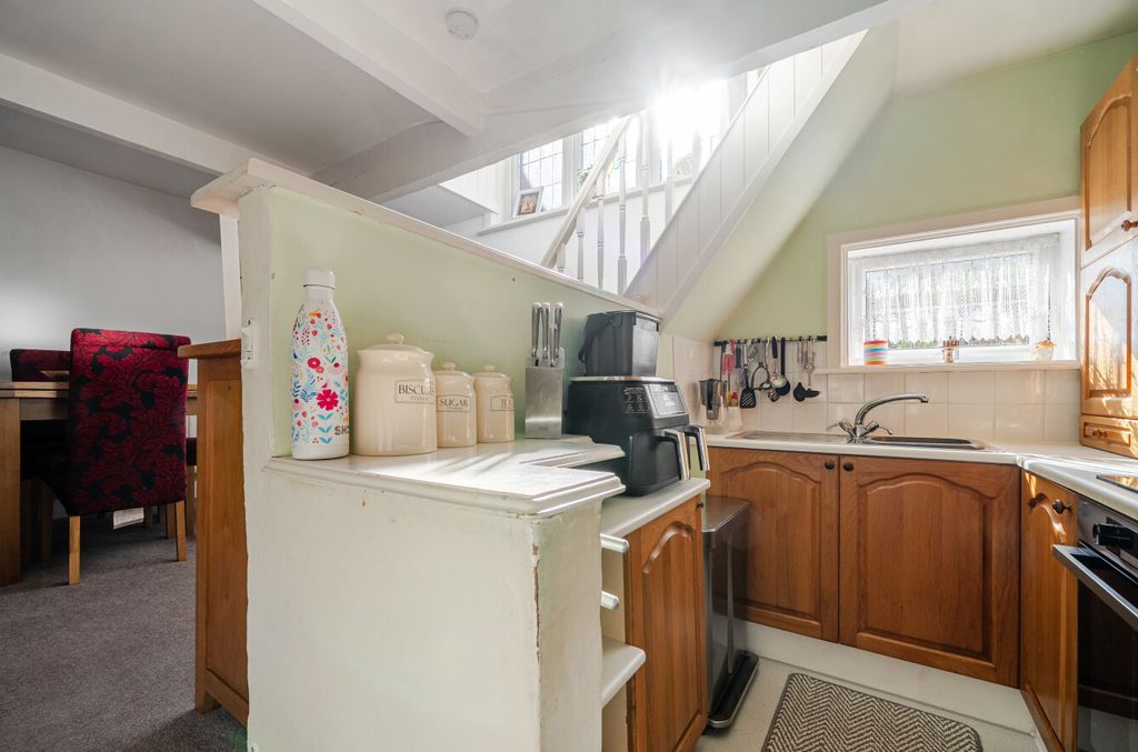 Property photo 3 of 16 16-6A79Fa746E948-...
