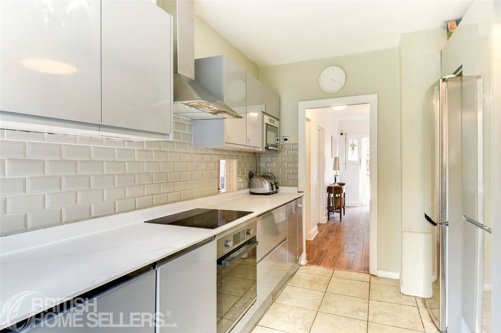 Property photo 3 of 31 Picture No. 20