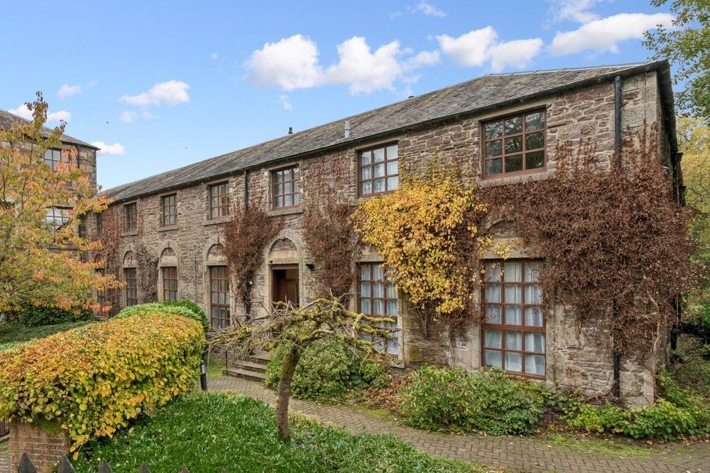 Property photo 1 of 18 Picture No. 27