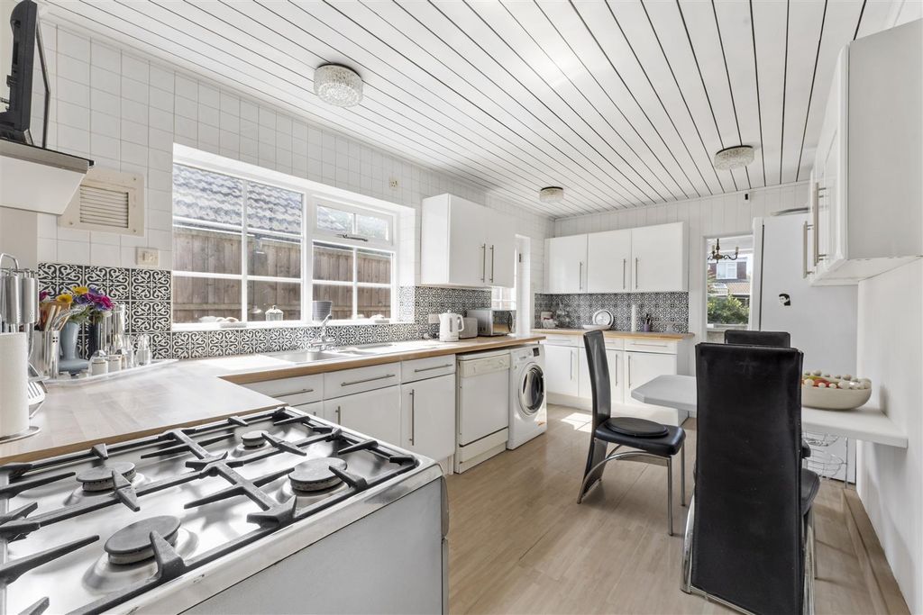 Property photo 2 of 20 Kitchen-Diner