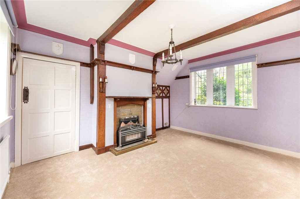 Property photo 2 of 21 Dining Room