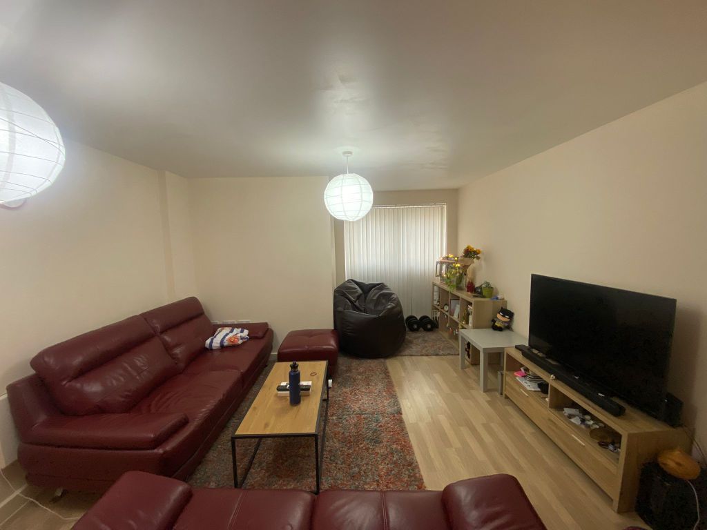 Property photo 2 of 9