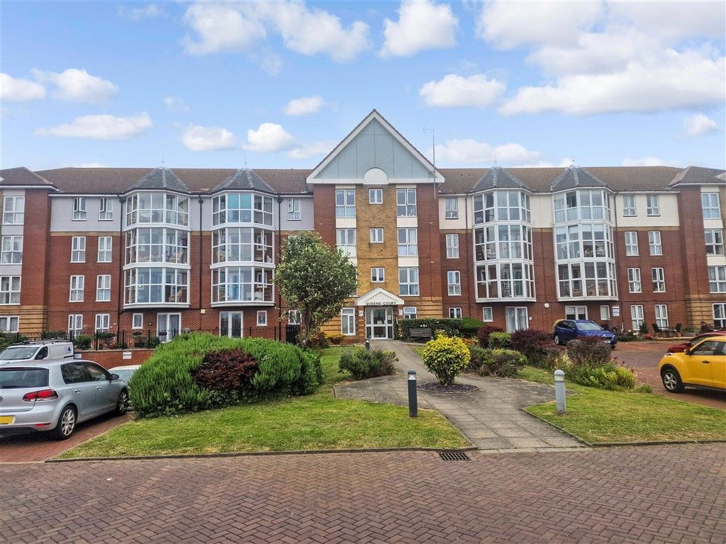 Property photo 1 of 6 Front