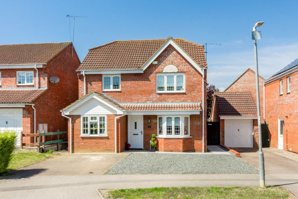 Property photo 2 of 19