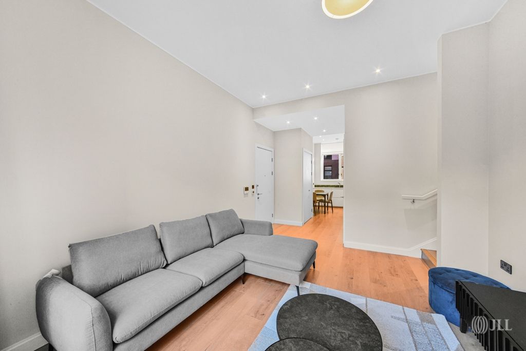 Property photo 2 of 22 1 (3)