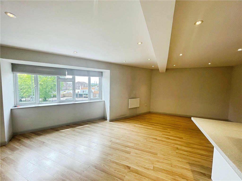 Property photo 2 of 10 Living Room