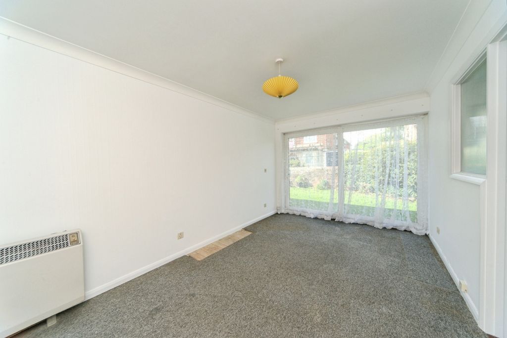 Property photo 2 of 17 Photo