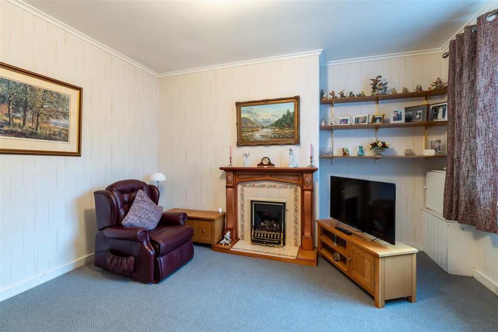 Property photo 2 of 16 S003.Jpg