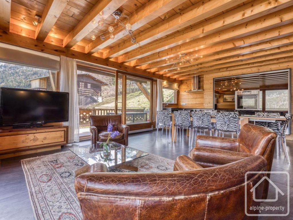 Property photo 3 of 27