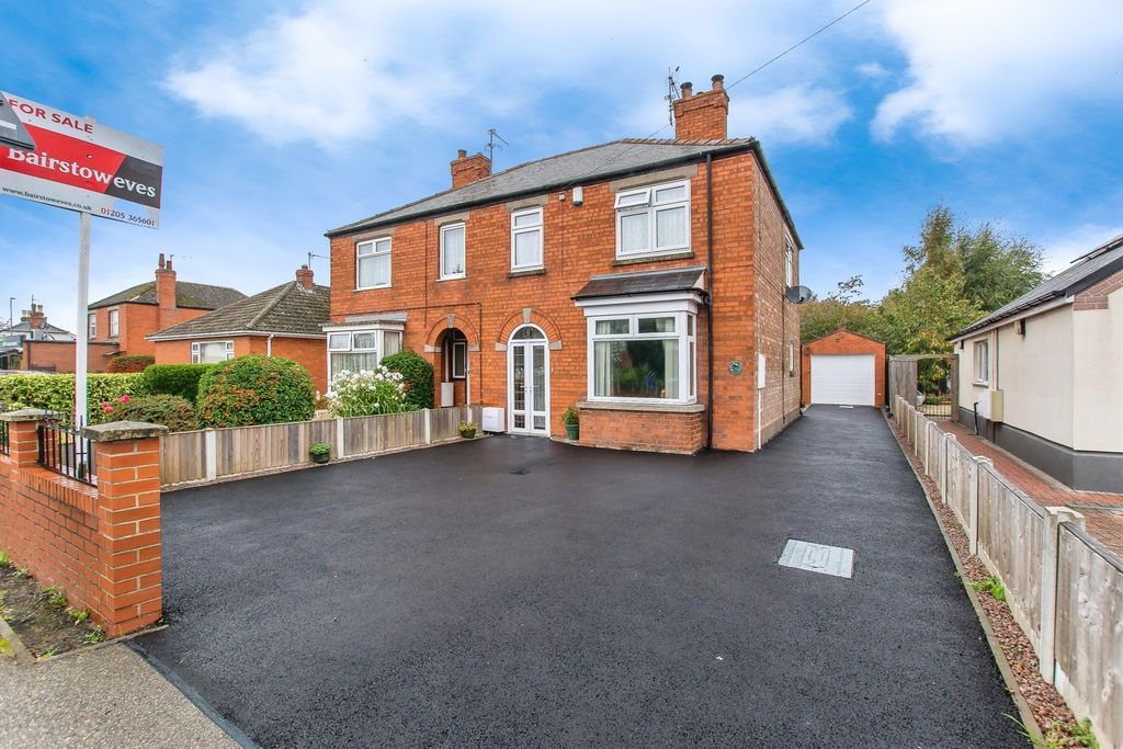 Property photo 1 of 17 Photo