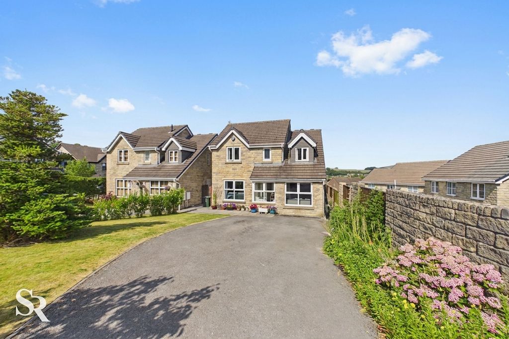Property photo 1 of 37