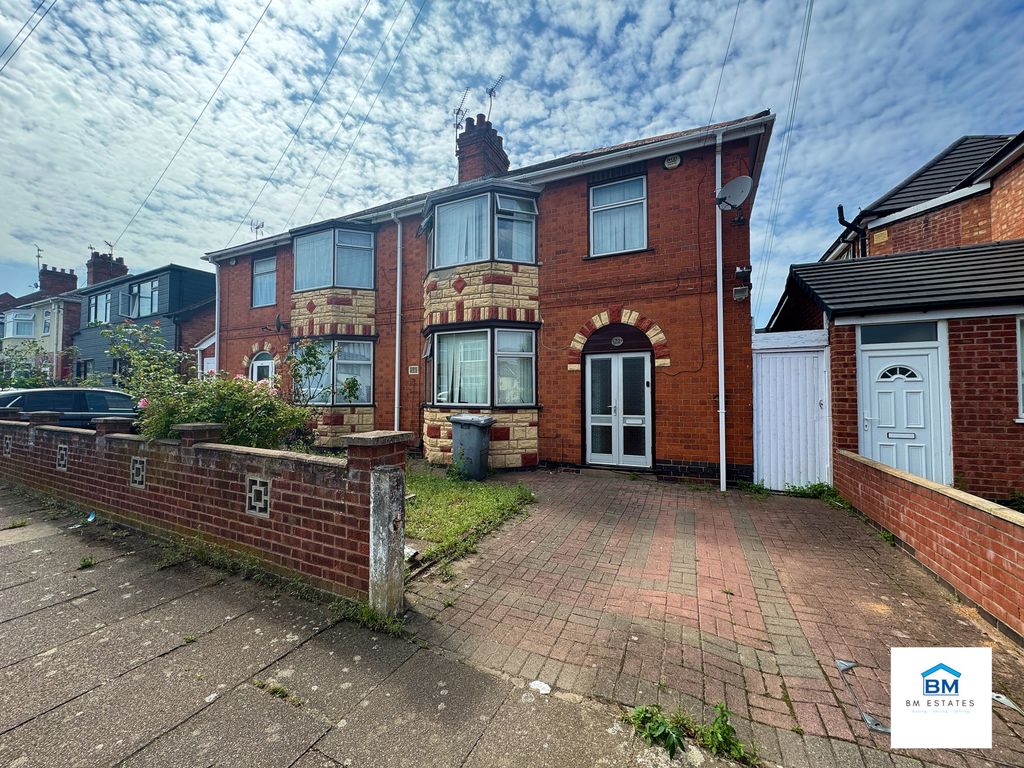 Property photo 1 of 10 Front