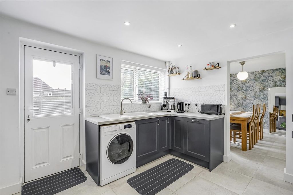 Property photo 2 of 20 Kitchen 1_2.Jpeg