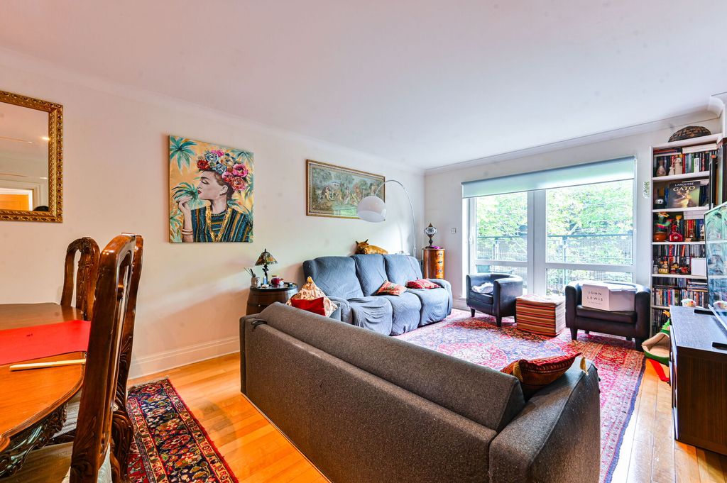 Property photo 1 of 11