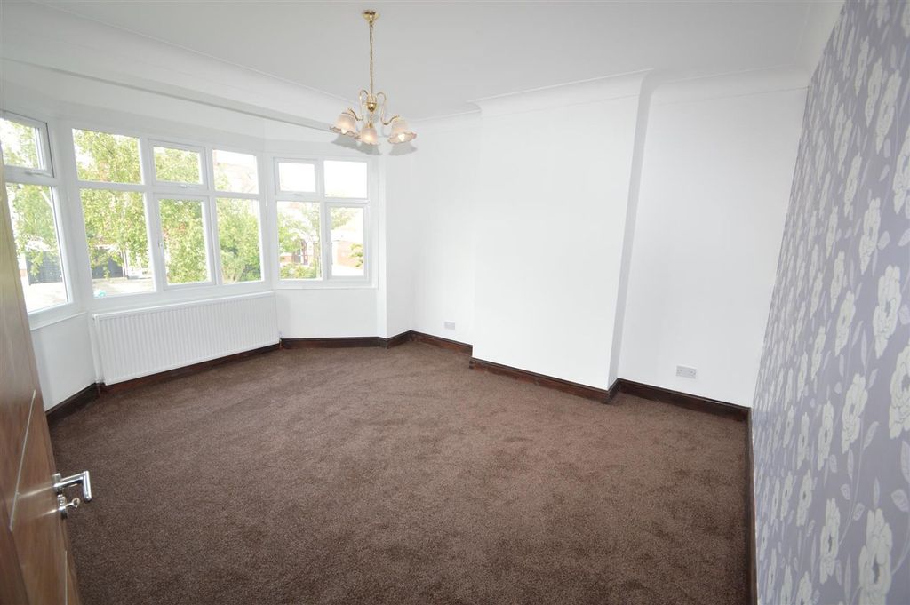 Property photo 2 of 4 Dsc_(1891).Jpg